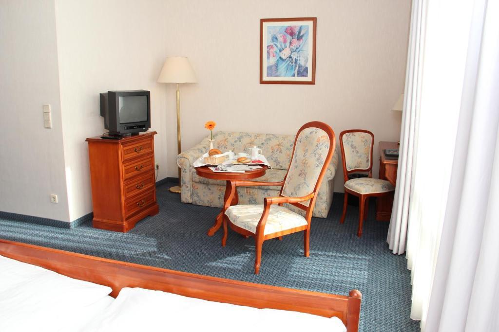 Hotel Ascania Aschersleben Δωμάτιο φωτογραφία